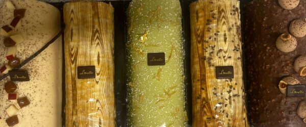 Bûches entremets 2022 proposées par Lorette, boulangerie artisanale à Paris